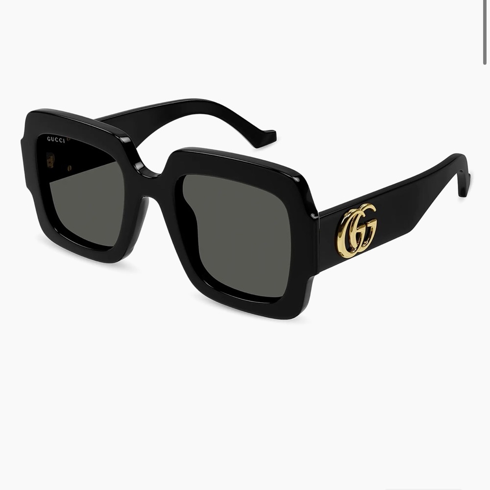 Gucci 

Plastique 50MM Oversized Square Sunglasses